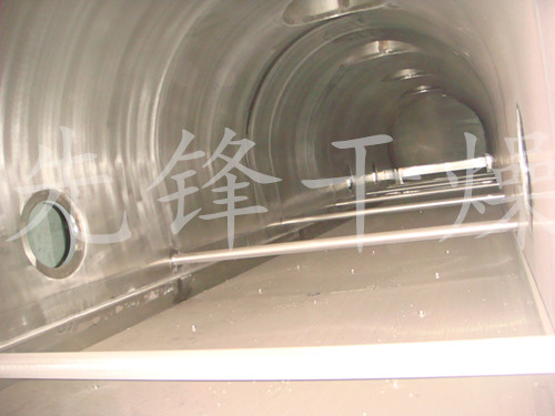 振動流化床主機內(nèi)部圖